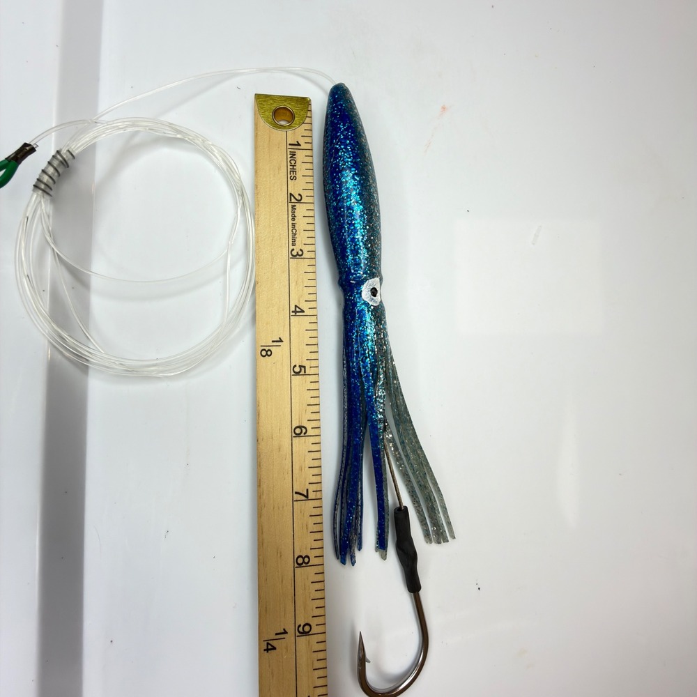 Lot of 2 Offshore Big Game Trolling Lures Rigged‎ Blue Glitter Green Resin Head